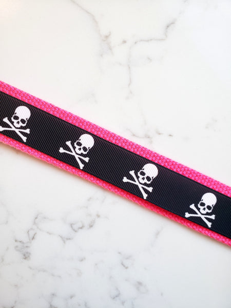 Pink Skulls KEY FOB - Womens Gift for Her Under 10 - Skulls Keychain for Women - Girlfriend Gift Idea