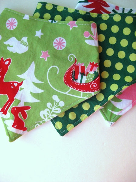 Christmas Baby Drool Bib - Best Baby Gift for Christmas - Baby Bandana Bib - Organic Baby Bib - Boy Drool Bib - Girl Drool Bib - Drool Bandana Bib