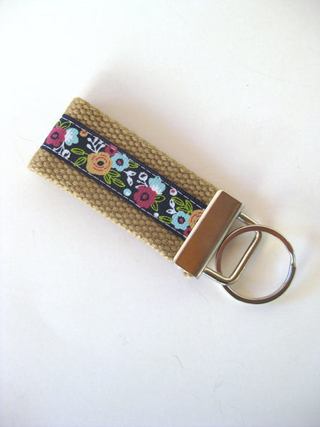 Womens Floral Key Chain- Mini KEY FOB- Quatrefoil Gold Keychain Holder- Womens Key Ring