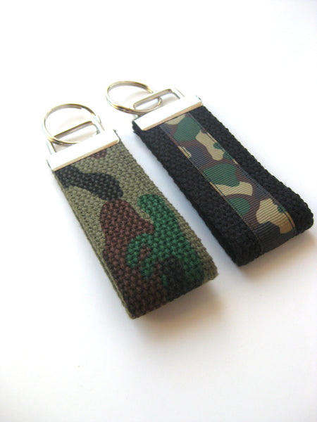 Fathers Day Gift - Camo KEY FOB - Mens Gift for Him Under 10 - Camo Keychain for Men - Boyfriend Gift