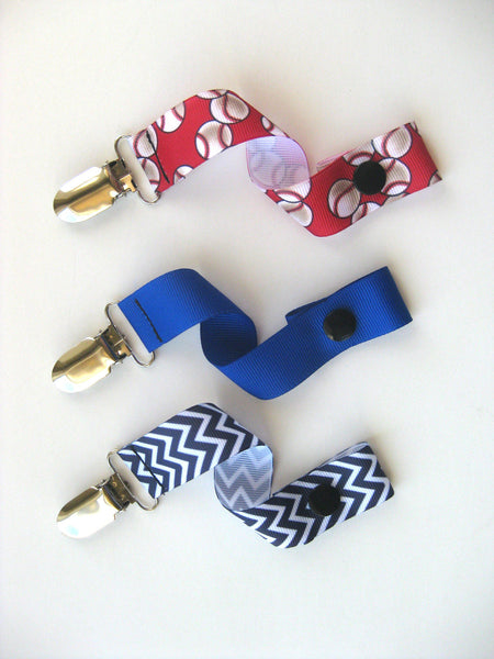 Baby Boy PACIFIER CLIP Sports Print - Boy Soother String - Baseball Pacifier Clip - Baby Boy Shower Gift